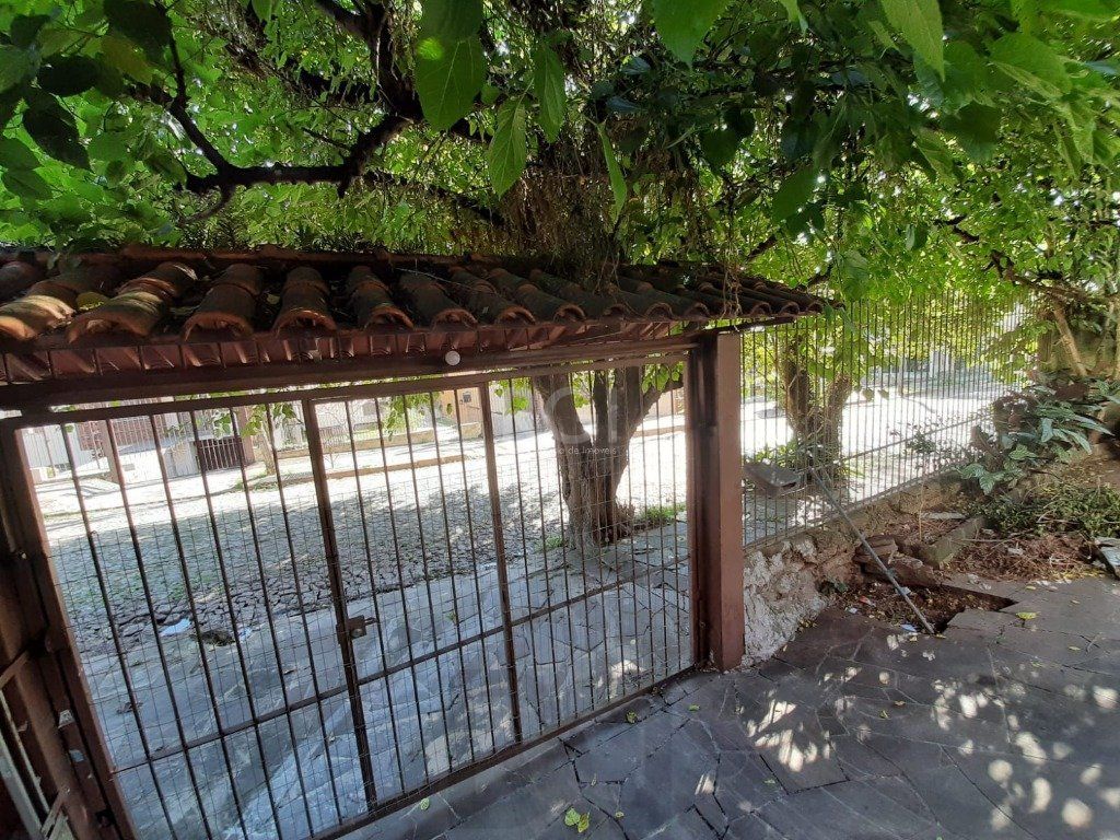 Casa para Venda - 122m², 5 dormitórios, sendo 2 suites, 2 vagas - Teresópolis — foto 21
