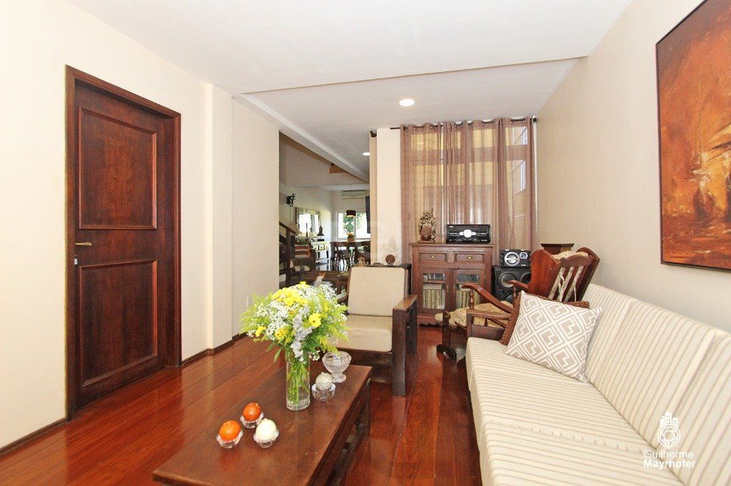 Casa para Venda - 240m², 5 dormitórios, sendo 1 suites, 3 vagas - Menino Deus — foto 7