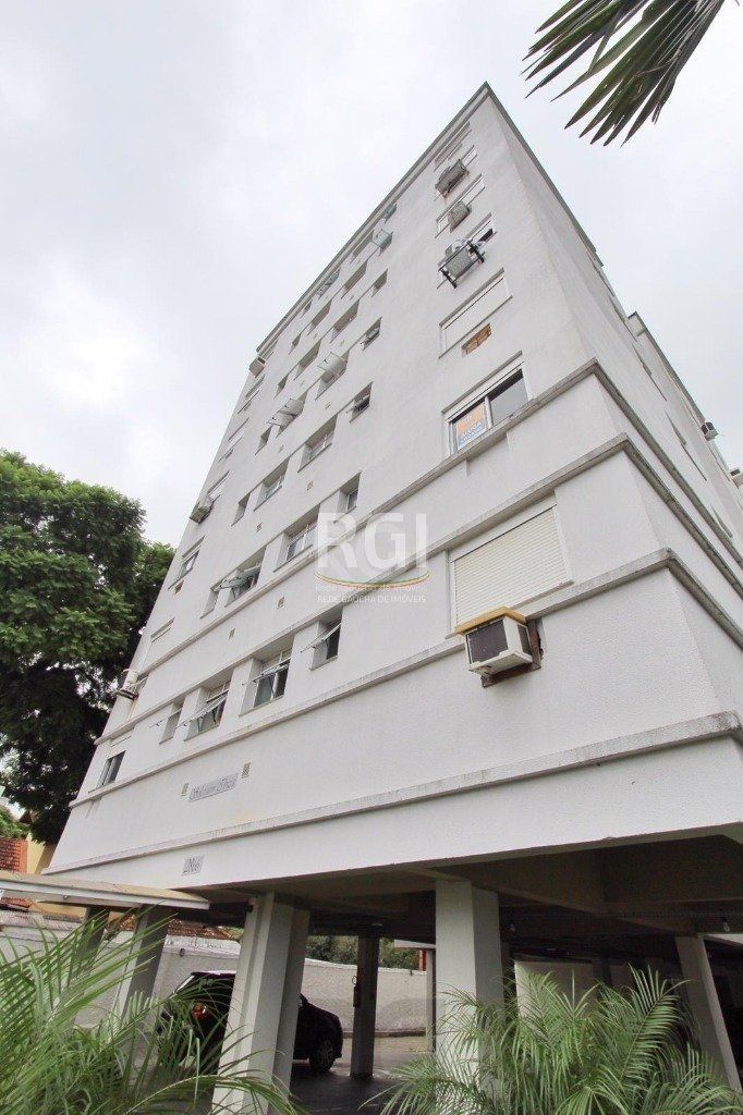 Apartamento para Venda - 48m², 2 dormitórios, 1 vaga - Teresópolis — foto 1
