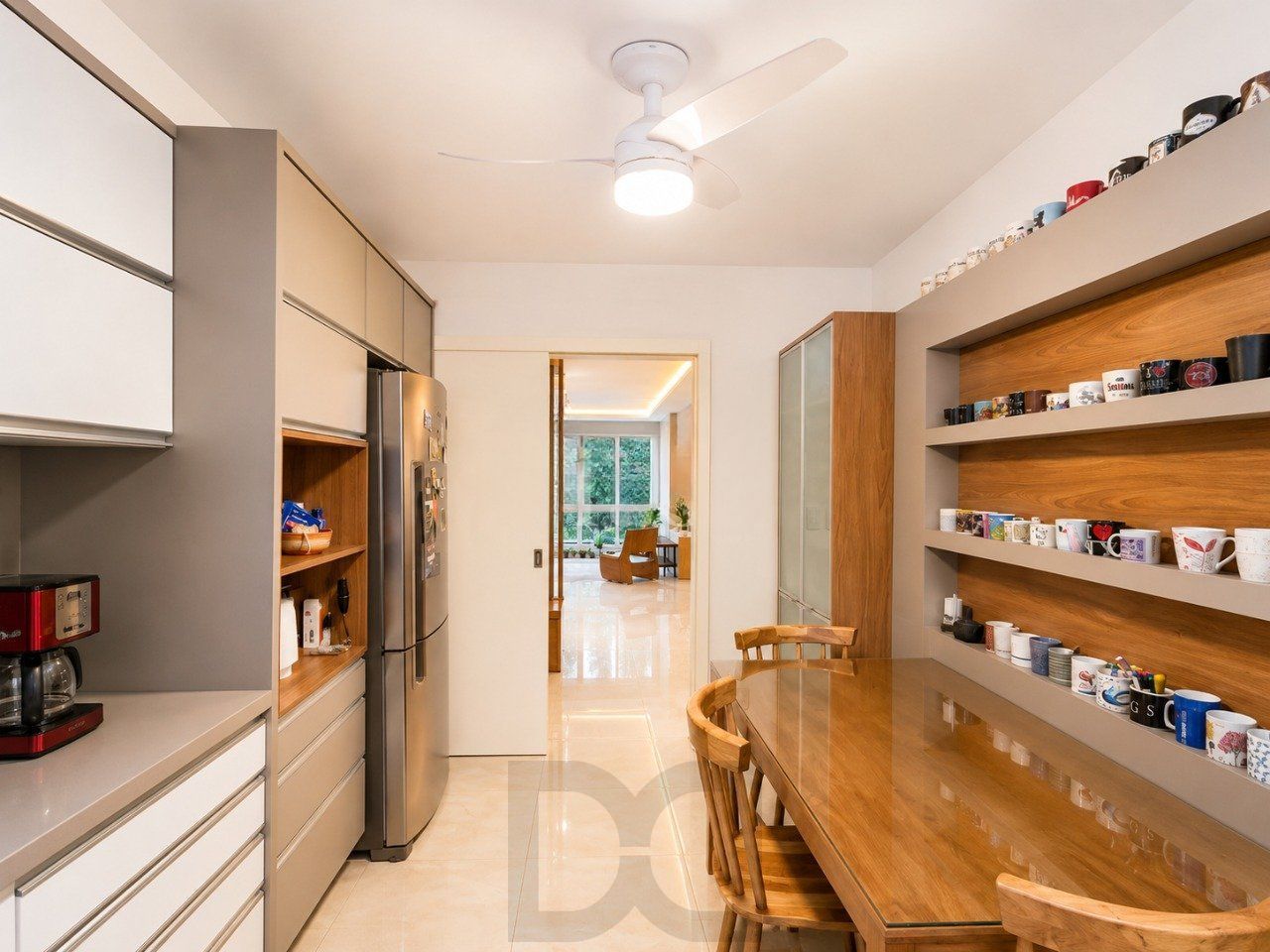 Apartamento de 3 dormitórios à venda no bairro Mont Serrat em Porto Alegre. — foto 12