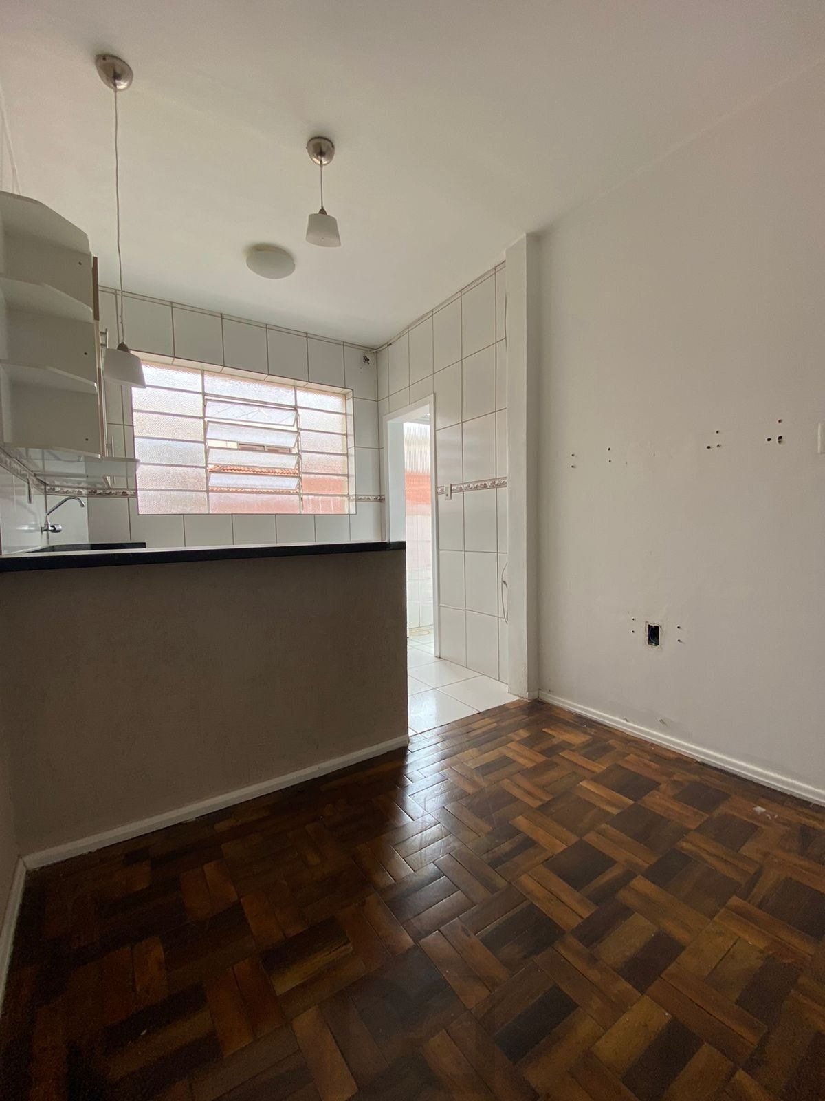 Apartamento de 1 dormitório á venda no Bairro Menino Deus. — foto 1