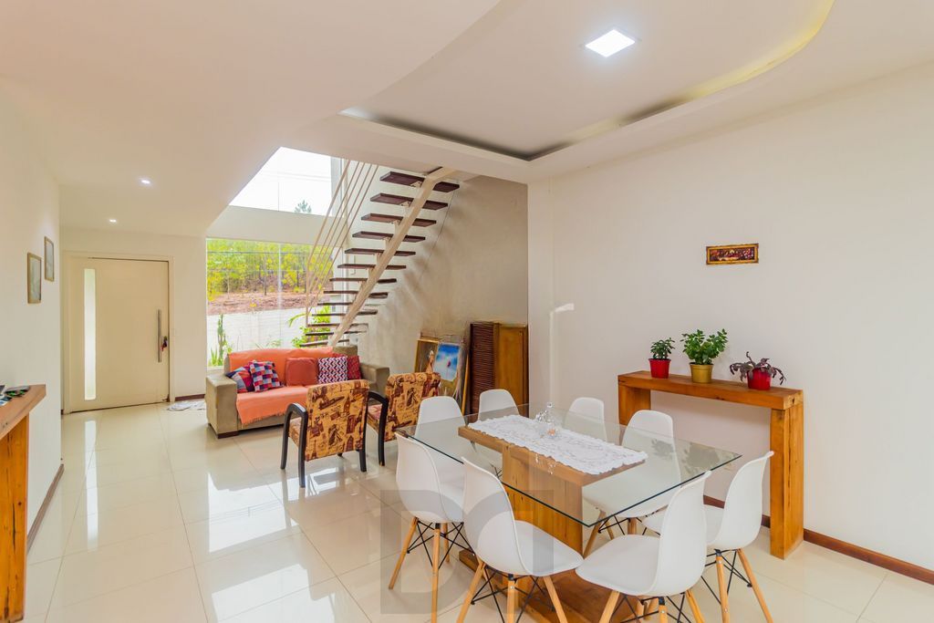 Casa em Condomínio 3 dorms à venda Avenida Juca Batista, Hípica - Porto Alegre — foto 1