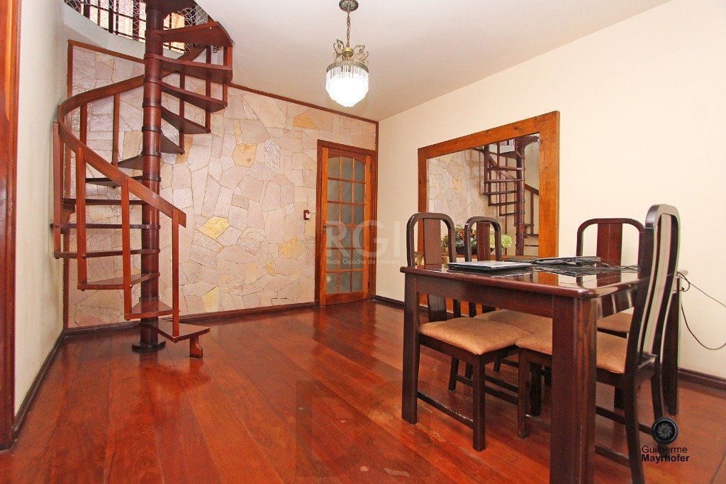 Casa para Venda - 180m², 3 dormitórios, sendo 1 suites, 3 vagas - Parque dos Maias — foto 6