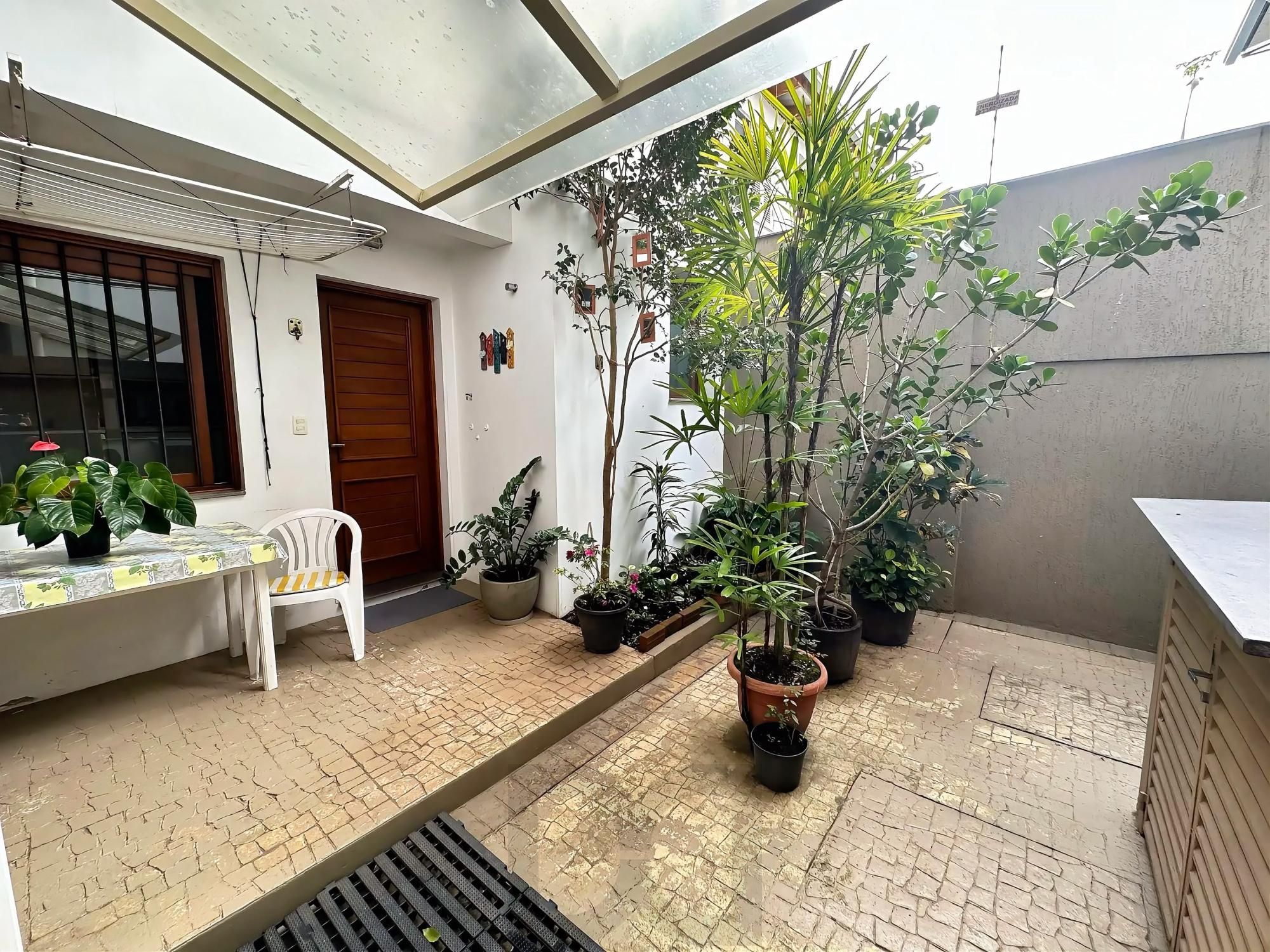 Casa com 4 dormitórios e 309m² à venda em Floresta, Porto Alegre. — foto 34