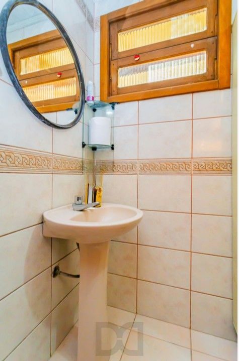 Casa 3 Dormitórios Bairro Teresópolis - Porto Alegre — foto 29