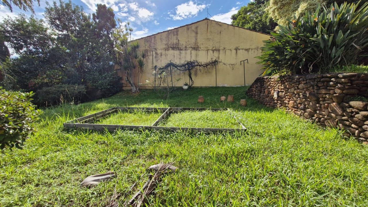 Casa de Cinema na Glória, com 500m² de área privada, 3 dormitórios, piscina, horta, lareira, elevador, gradeada 4 garagens — foto 22