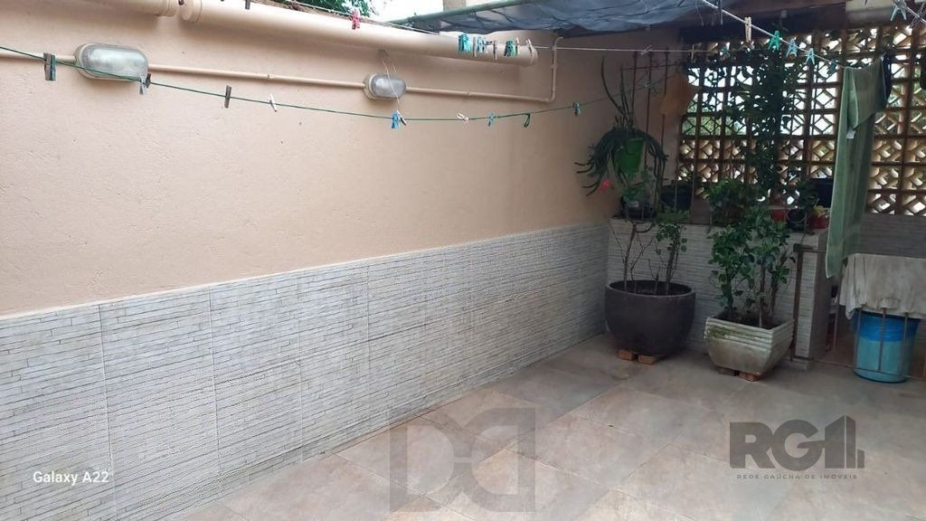 Casa 3 dormitórios no bairro Rubem Berta — foto 11