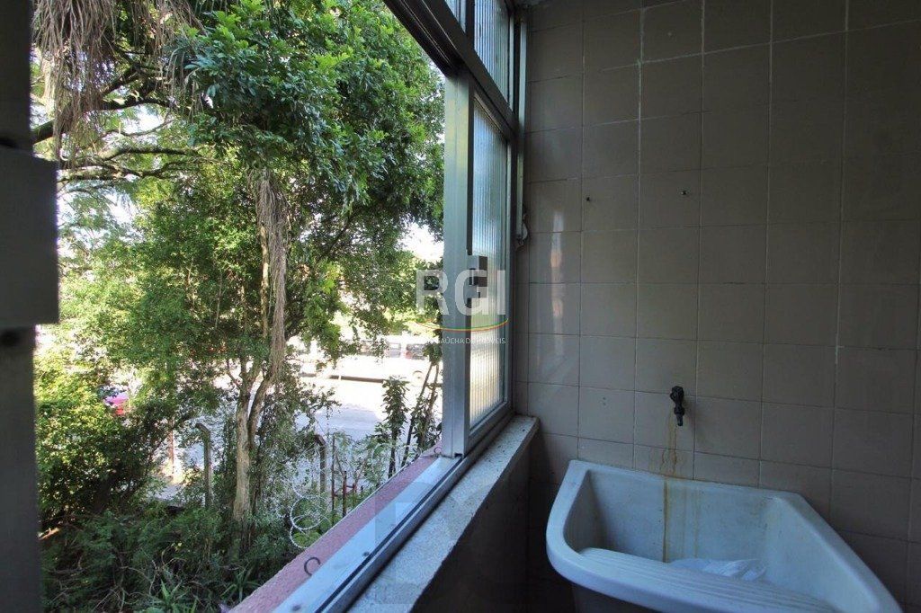 Apartamento 2 dormitórios no bairro Teresópolis em Porto Alegre para Comprar ou Alugar — foto 7