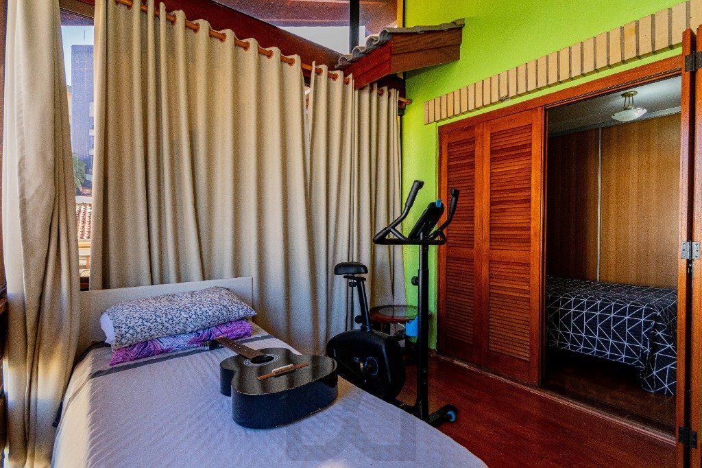 Casa de 4 dormitórios 304m² no bairro Jardim Lindóia — foto 53