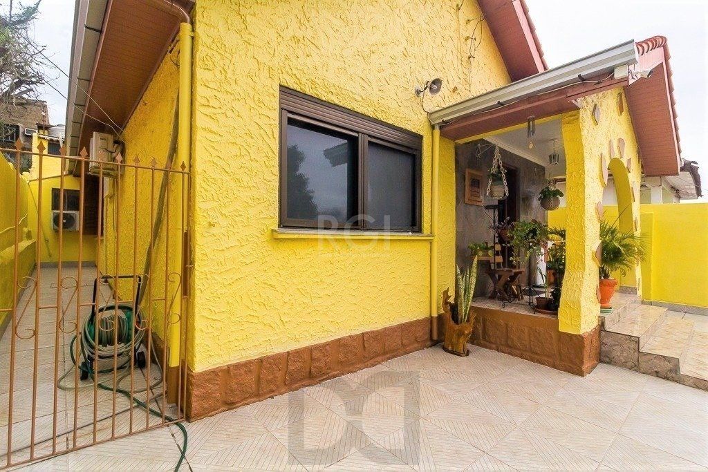 Casa para Venda - 148m², 2 dormitórios, 1 vaga - Partenon — foto 3