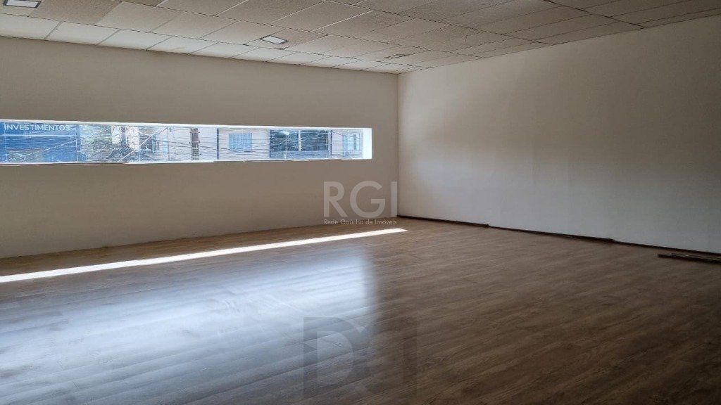 Loja para Venda - 236.36m², 0 dormitórios, Medianeira — foto 5
