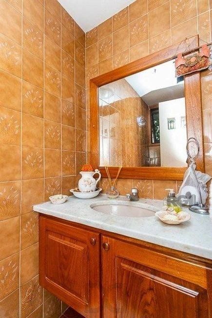 Casa para Venda - 235m², 4 dormitórios, sendo 1 suites, 2 vagas - Azenha — foto 4