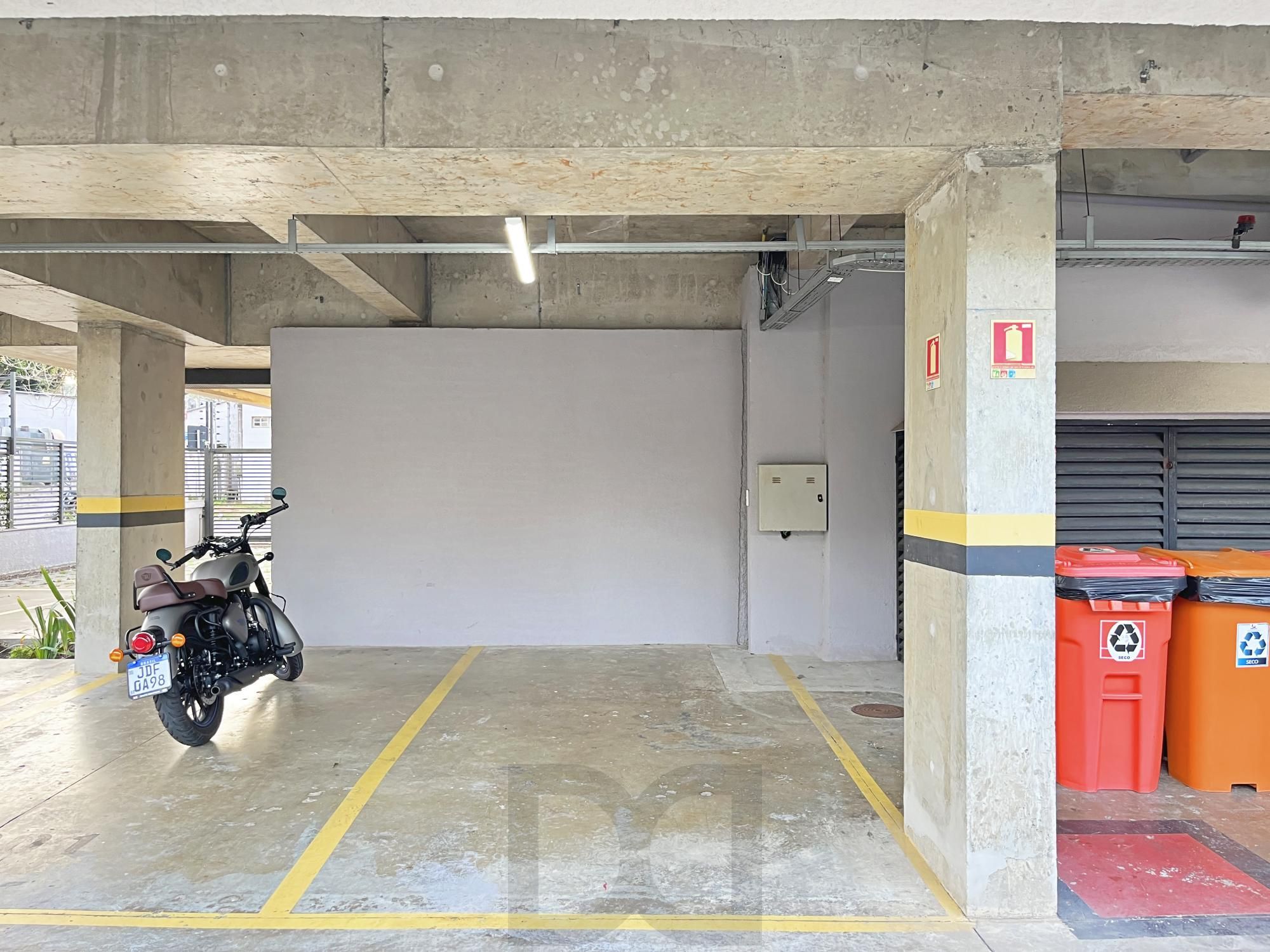 Apartamento de 2 dormitórios no Bairro Teresópolis - Porto Alegre — foto 17