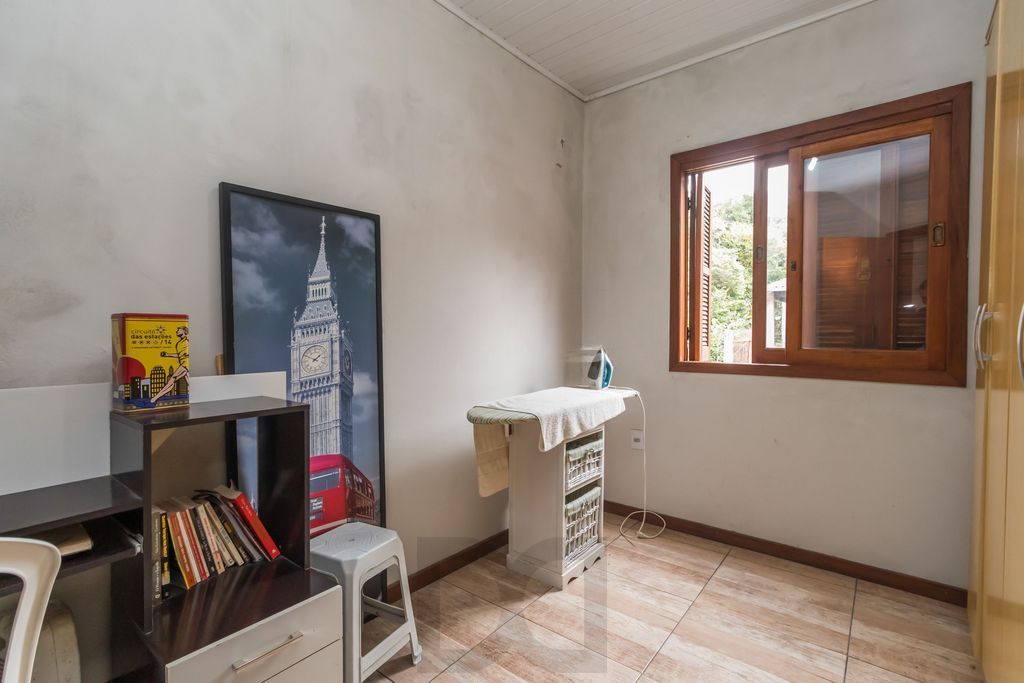 Casa de 6 dormitórios à venda Bairro Vila Nova - Porto Alegre — foto 19