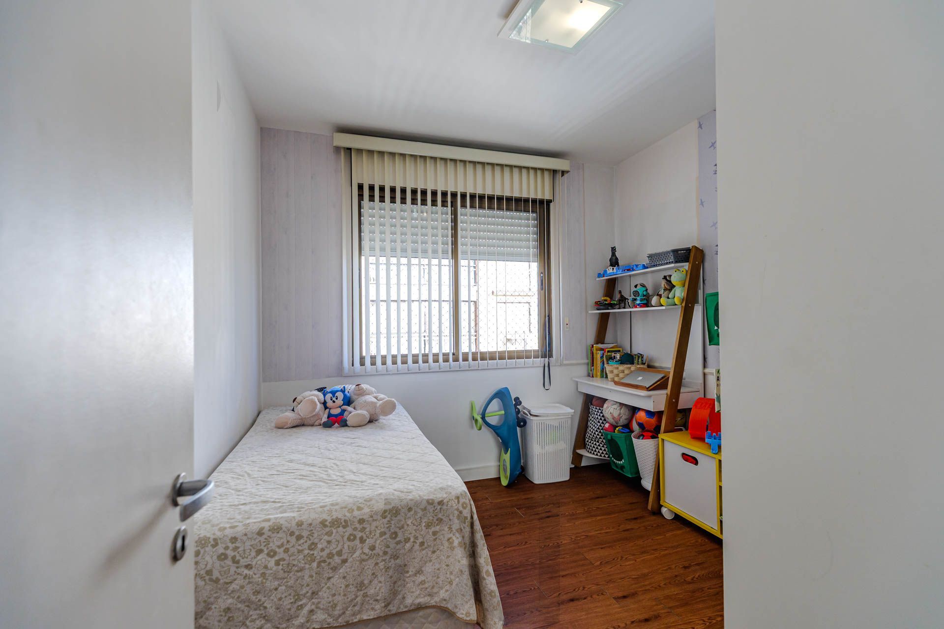 Apartamento para Venda - 93.43m², 3 dormitórios, sendo 1 suites, 2 vagas - Teresópolis — foto 29