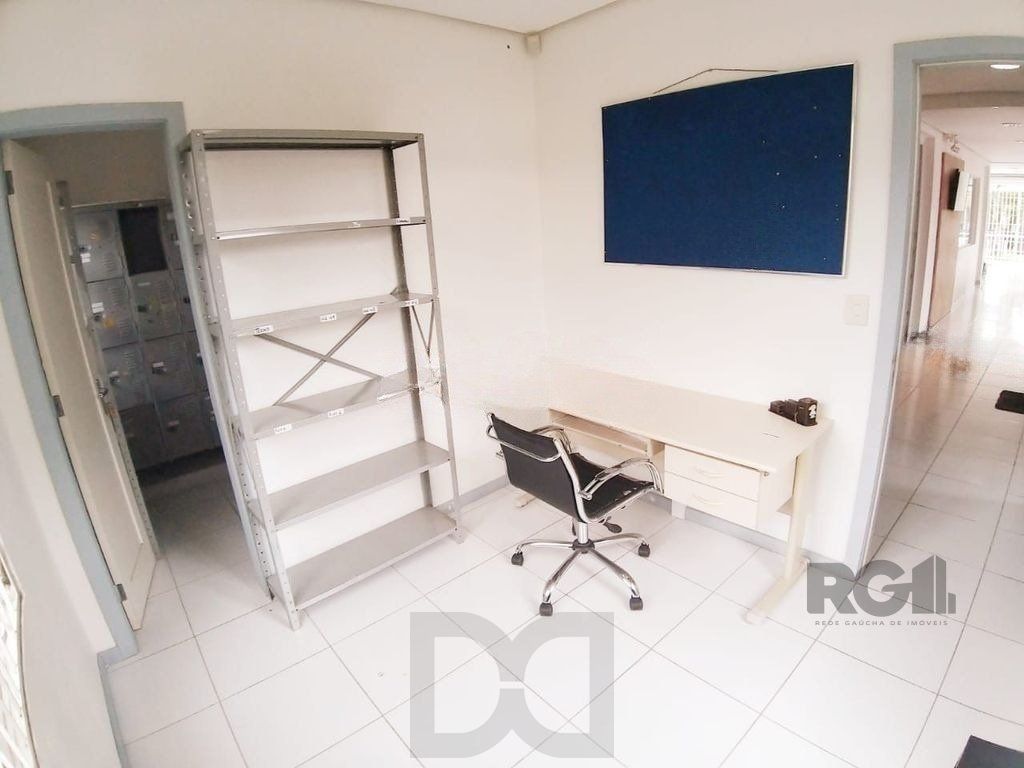 Casa comercial com 12 dormitórios no bairro Teresópolis — foto 12
