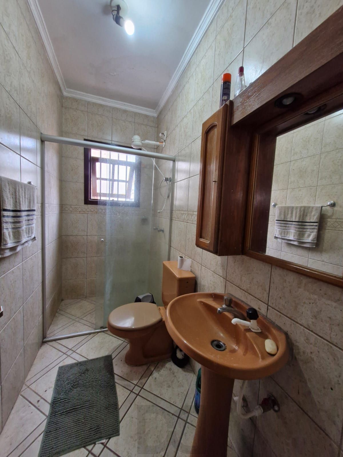 Casa de 3 dormitórios com piscina no bairro Teresópolis. — foto 9