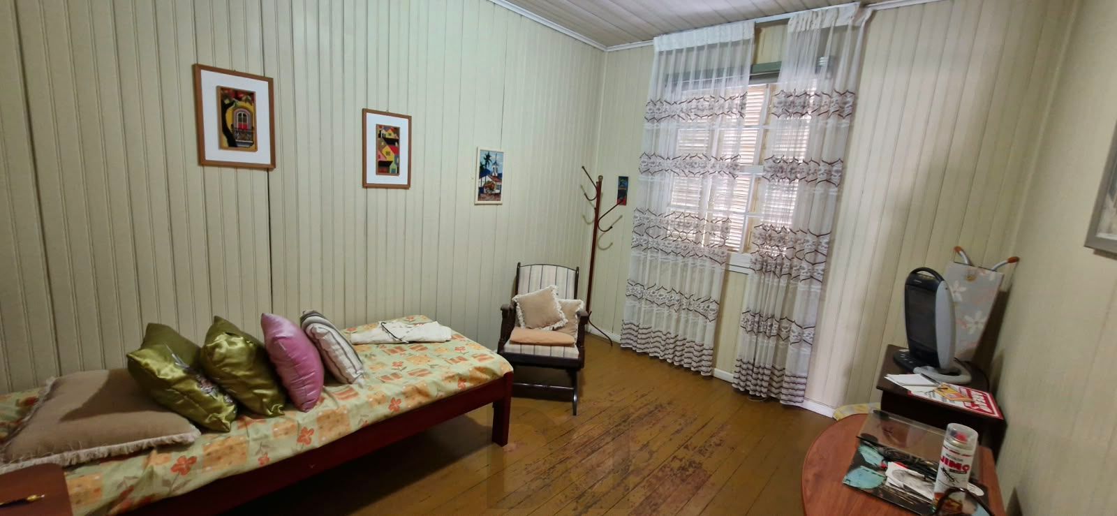 2 Casas no mesmo terreno, 2 dormitórios cada, 2 garagem, ensolarada, rua calma e arborizada — foto 25