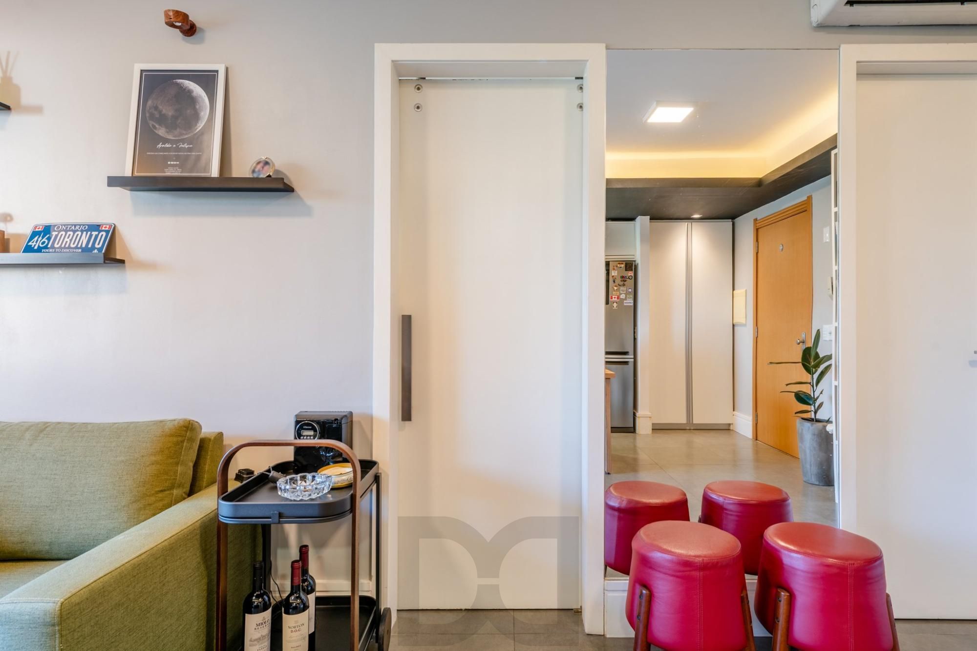 Apartamento de 1 dormitório á venda em Três Figueiras, Porto Alegre. — foto 13