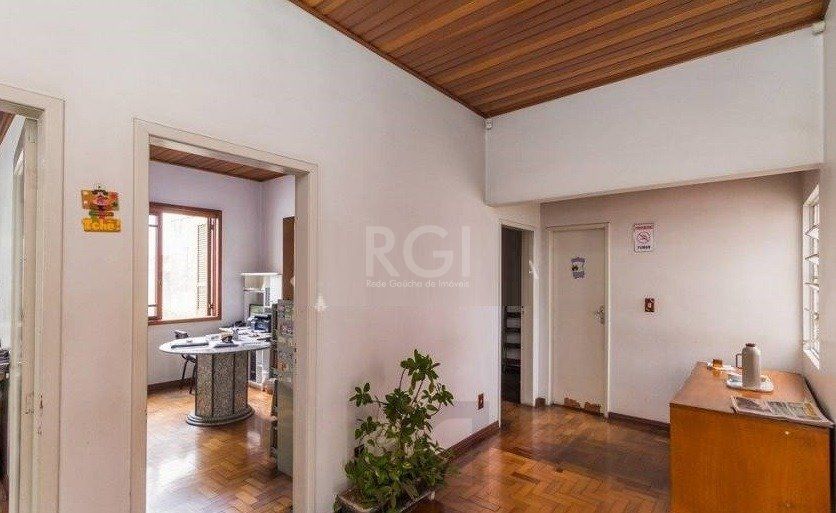 Predio para Venda - 120m², 3 dormitórios, 3 vagas - Partenon — foto 16