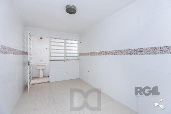 Casa 03 quartos, Bairro Sarandi. — foto 8