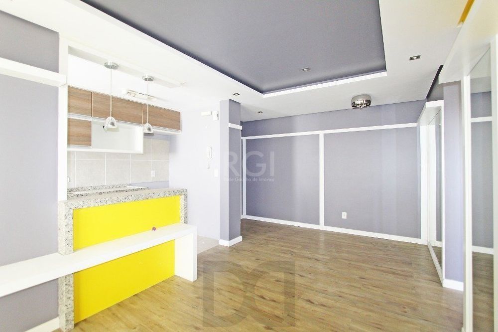 Apartamento com 2 dormitórios sendo 1 suíte, 2 banheiros, 2 garagens — foto 4