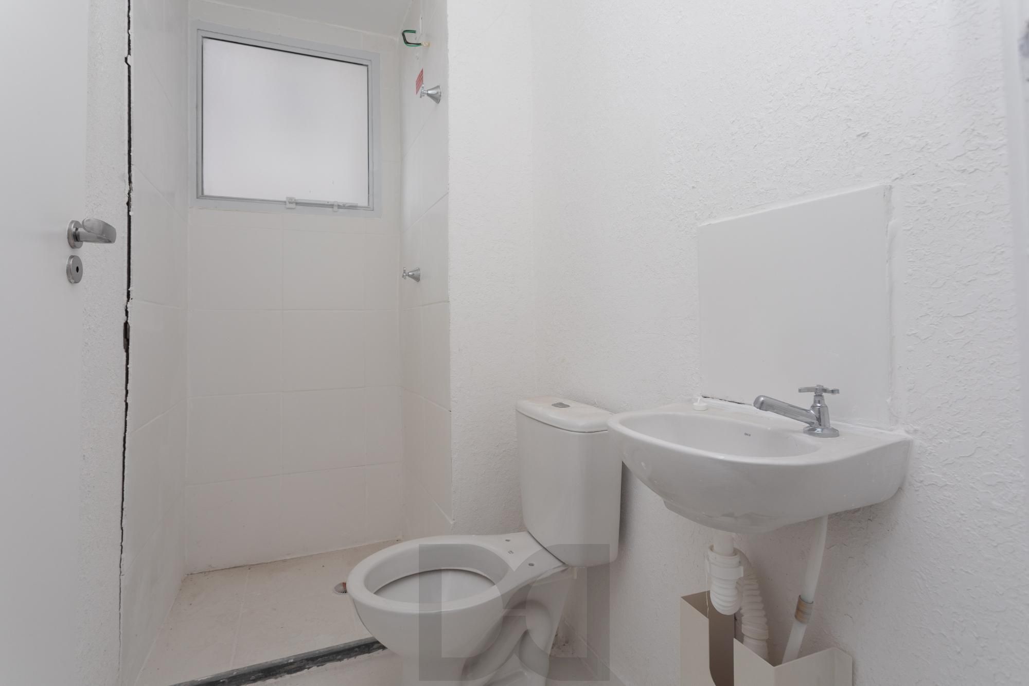 Apartamento á venda de 2 dormitórios no Bairro Protásio Alves. — foto 8
