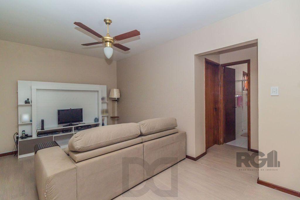Casa com 3 dormitórios no bairro Nonoai — foto 10