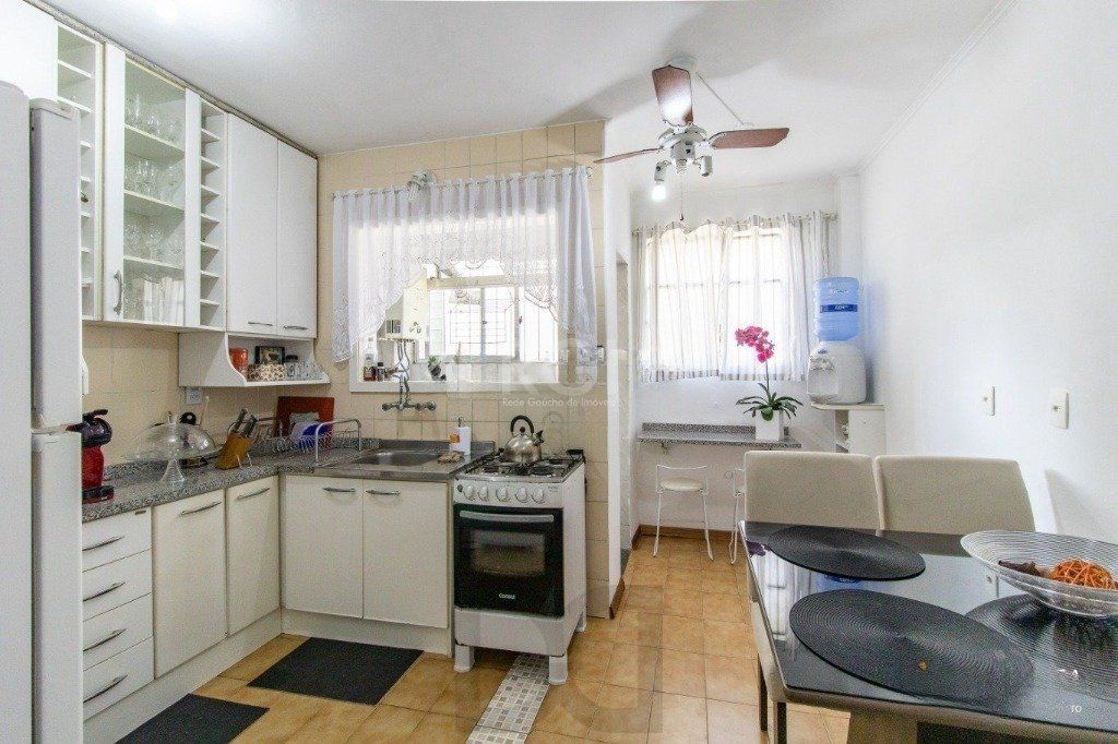 Apartamento de 77m², Bairro Menino Deus — foto 6