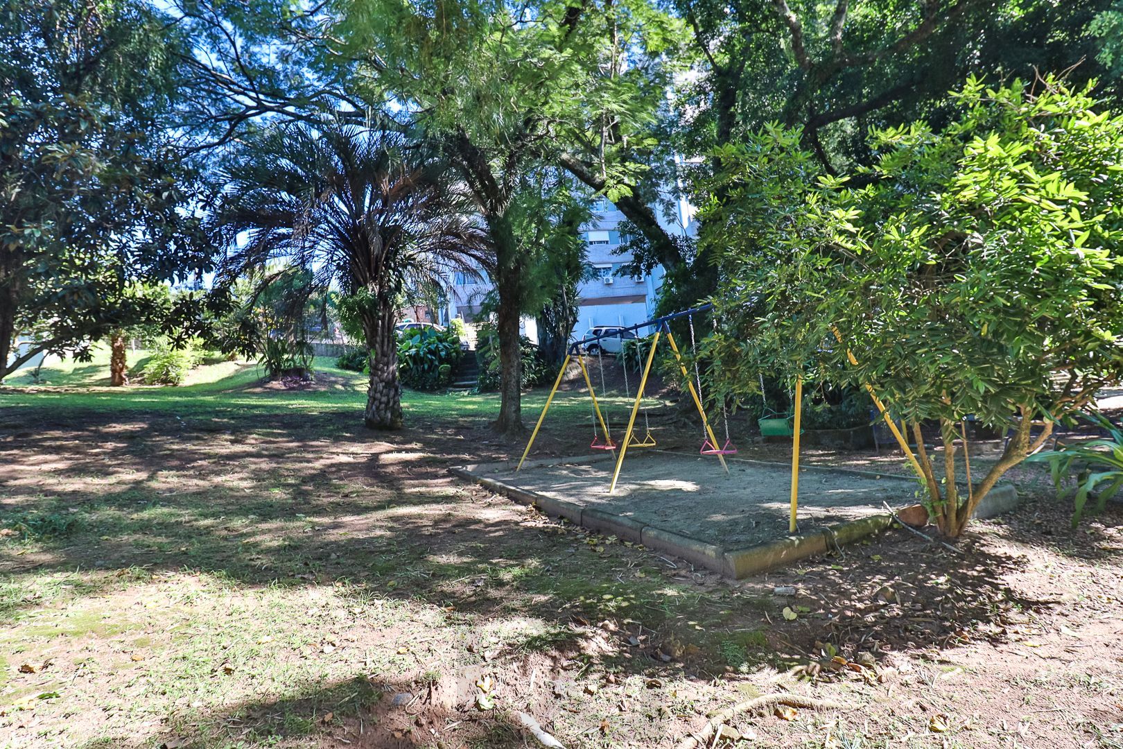 Apartamento para venda de 3 dormitórios, no bairro Teresópolis em Porto Alegre/RS. — foto 43