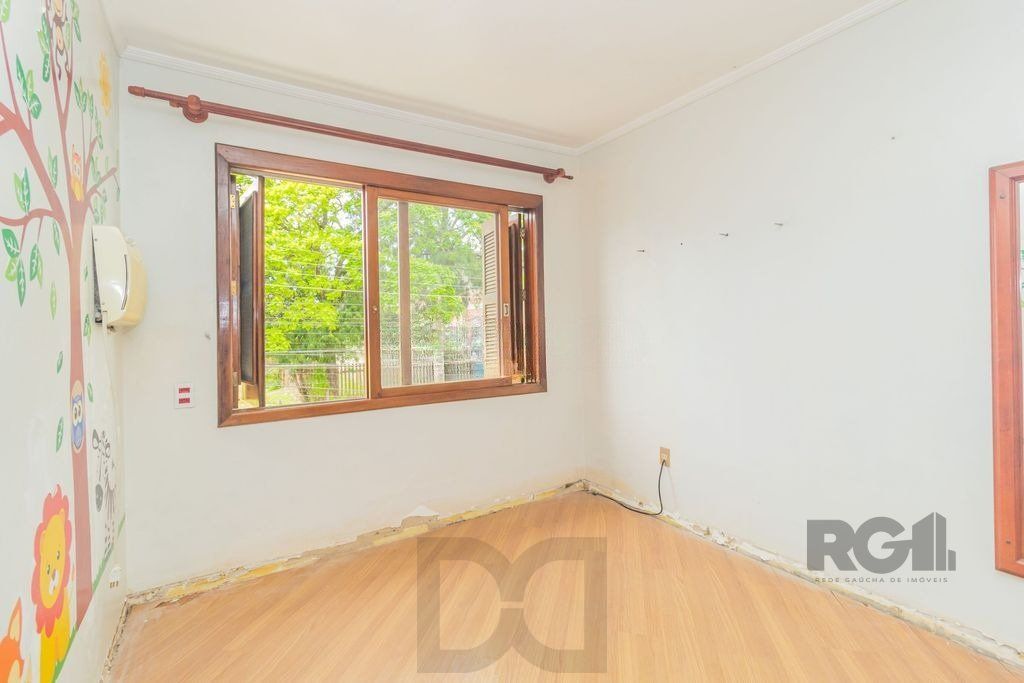 Casa com 240m², 3 dormitórios, 6 vagas no bairro Sarandi — foto 17