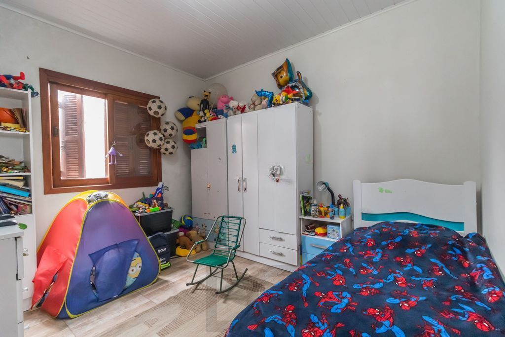 Casa de 6 dormitórios à venda Bairro Vila Nova - Porto Alegre — foto 17