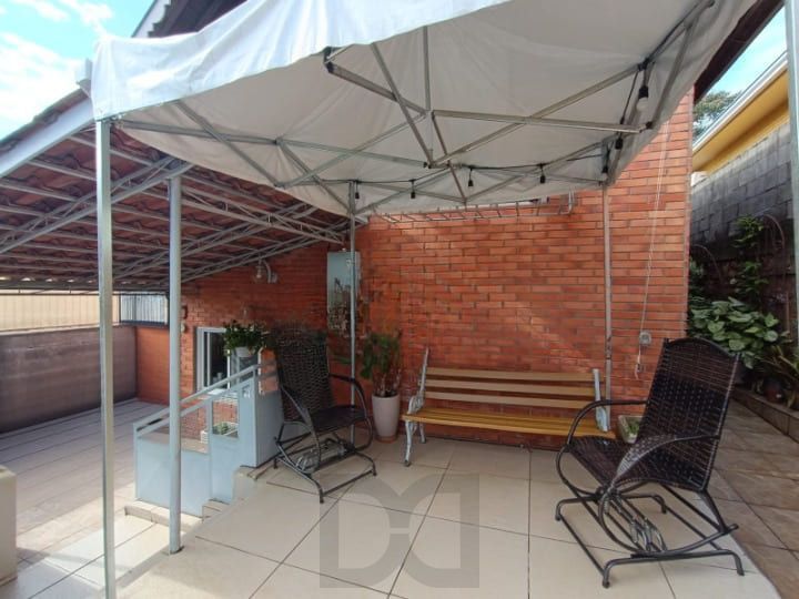 Casa para Venda - 142.8m², 4 dormitórios, 5 vagas - Teresópolis — foto 32