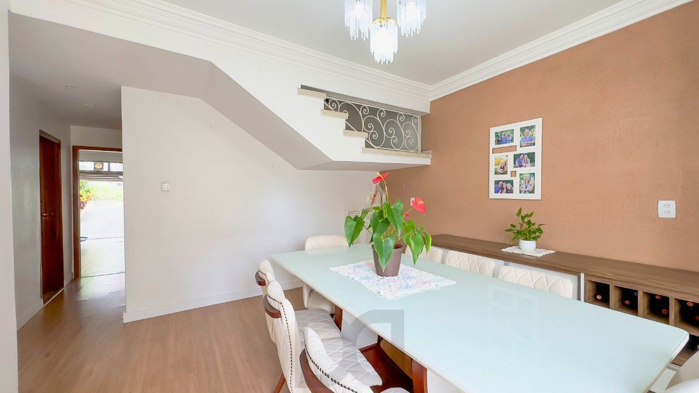 Casa de 3 dormitórios à venda no Bairro Azenha, Porto Alegre. — foto 2