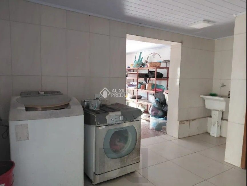 Casa 3 dormitórios no Bairro Coronel Aparício Borges — foto 21