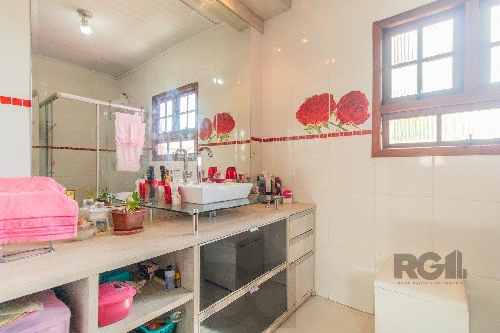 Casa com 3 dormitórios e 3 vagas no bairro Santa Tereza — foto 24