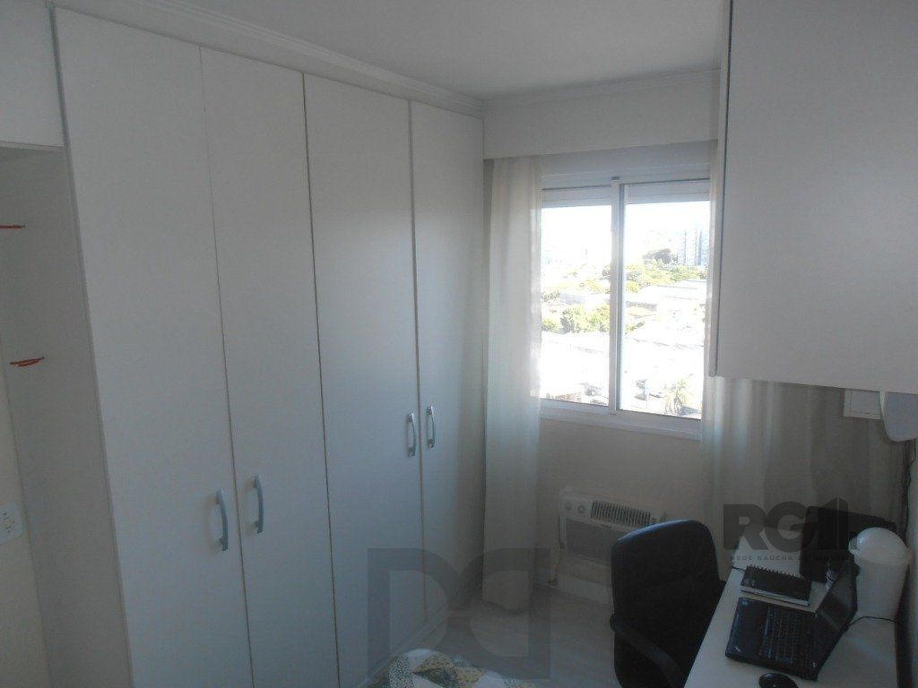 Apartamento 62m², 3 dormitórios, 2 vagas de garagem no bairro Passo da Areia — foto 17