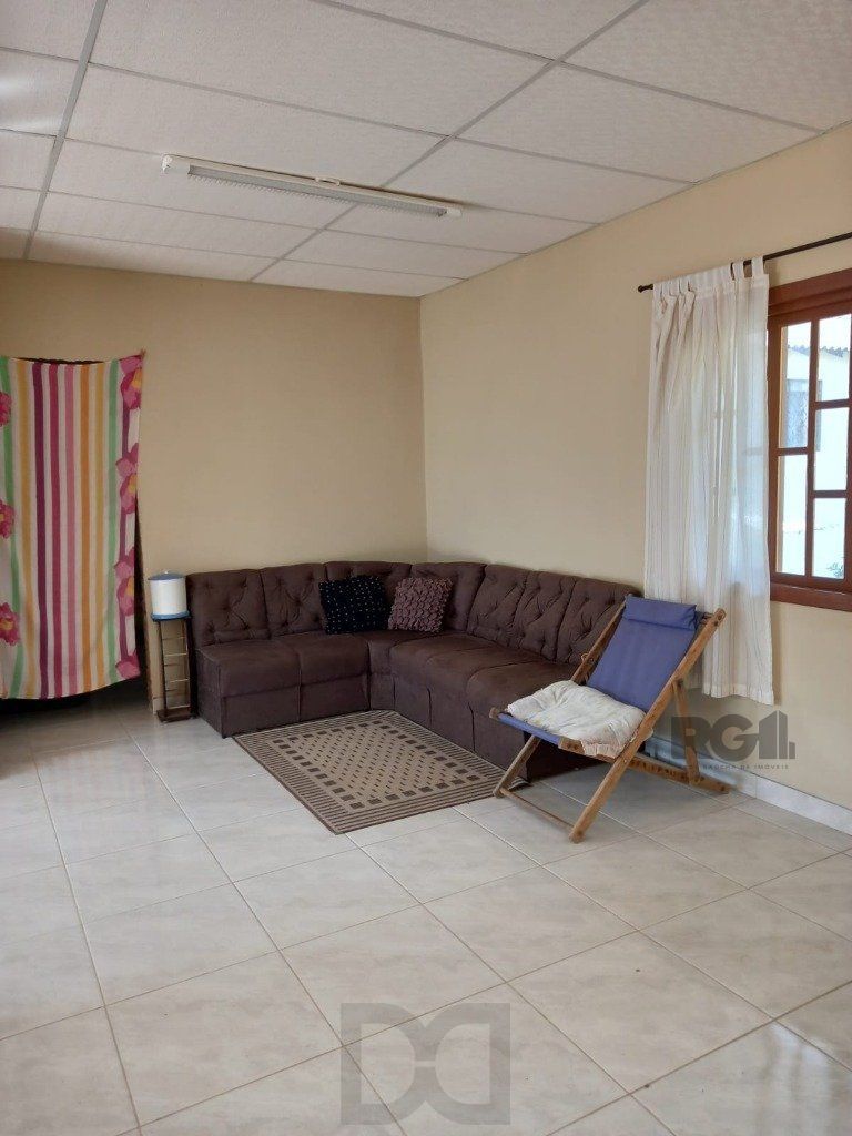 Casa com 4 dormitórios no bairro Vila Nova — foto 26