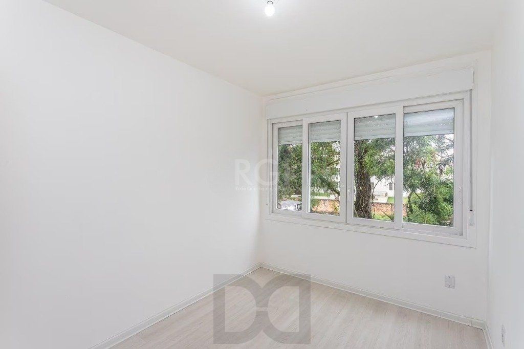 Cobertura de 140m² - 3 dormitórios, 2 banheiros, terraço com churrasqueira e 1 vaga de garagem no Bom Jesus — foto 10
