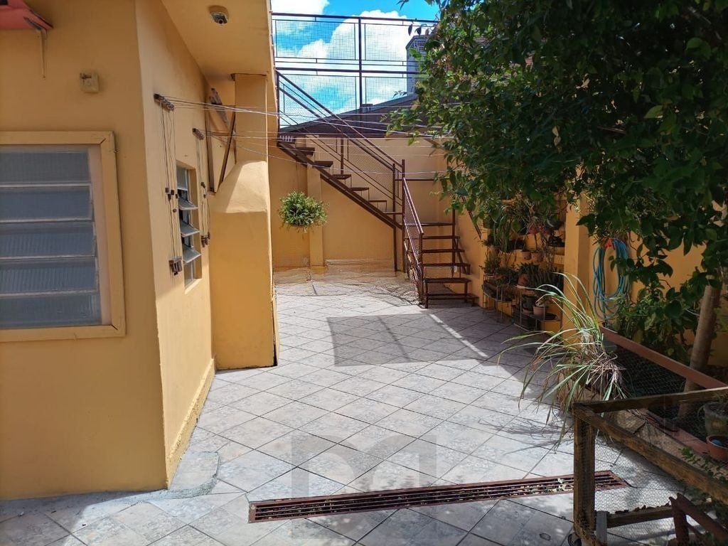 Casa 4 dormitórios no bairro Vila Ipiranga — foto 16