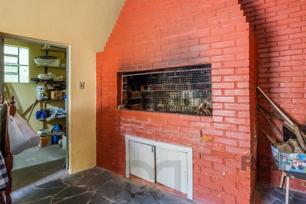Casa com 4 dormitórios no bairro Gloria — foto 37