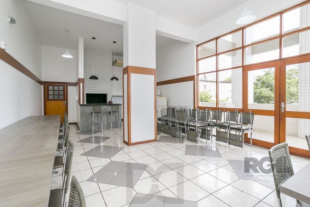 Apartamento 59m² - 2 dormitórios e 1 vaga no bairro Cavalhada — foto 17