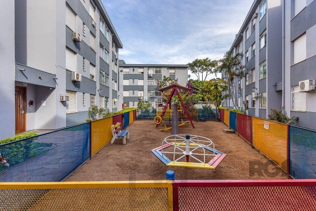 Apartamento 66m² - 3 dormitórios no bairro Cristal — foto 27
