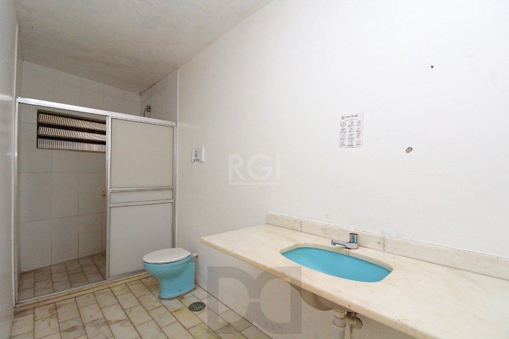 Casa para Venda - 840m², 7 dormitórios, sendo 3 suites, 8 vagas - Medianeira — foto 14