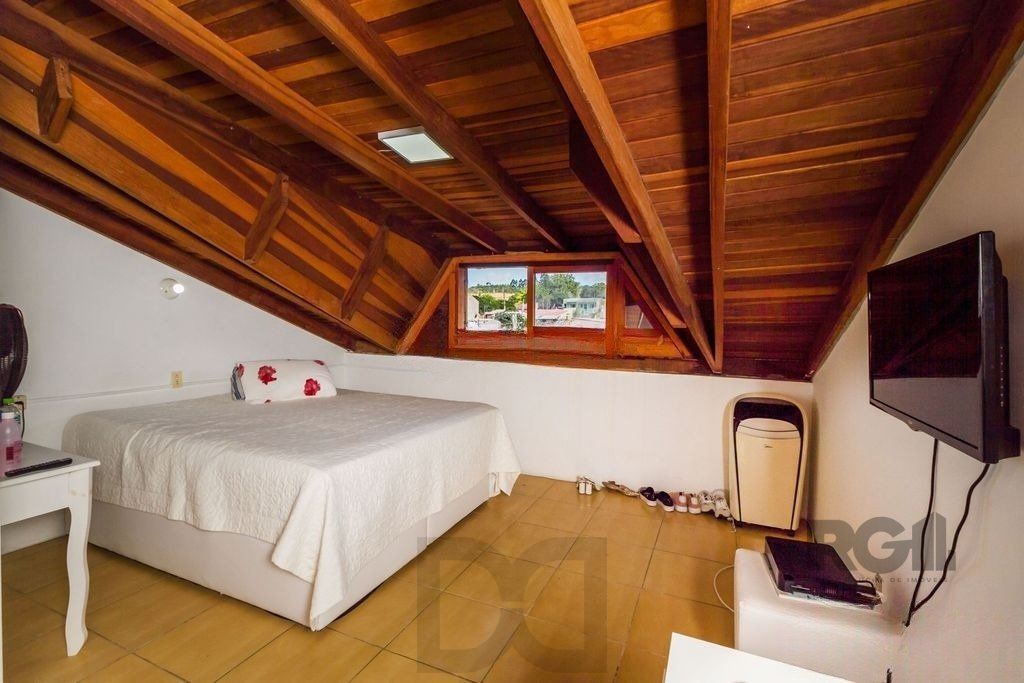 Casa de 117m² - 3 dormitórios e 1 vaga no bairro Hípica — foto 16