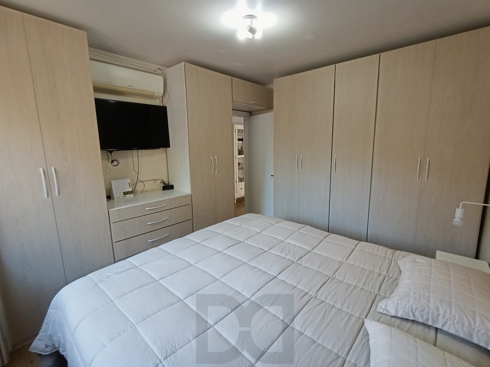 Apartamento com 2 quartos e 69m² à venda em Jardim Planalto, Porto Alegre. — foto 15