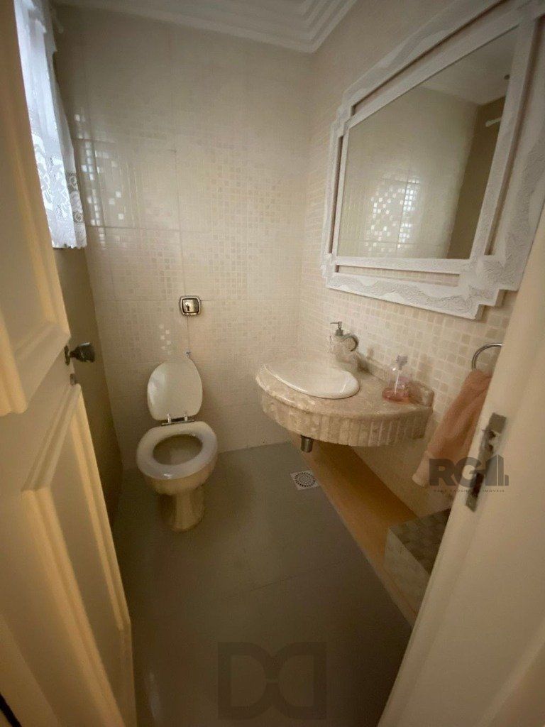 Casa de 5 dormitórios, bairro Jardim Floresta — foto 22