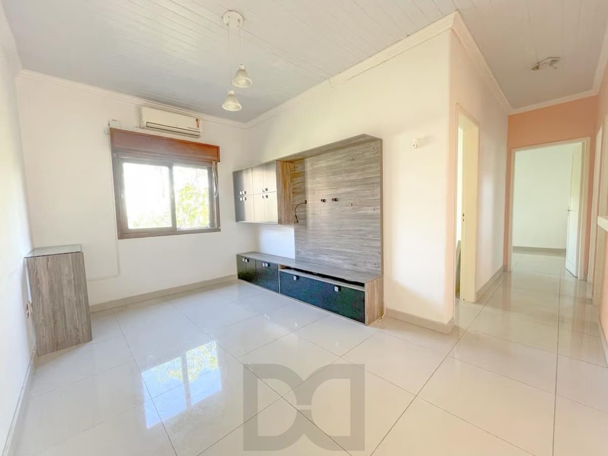 Apartamento de 3 dormitorios à venda em São Sebastião, Porto Alegre. — foto 1