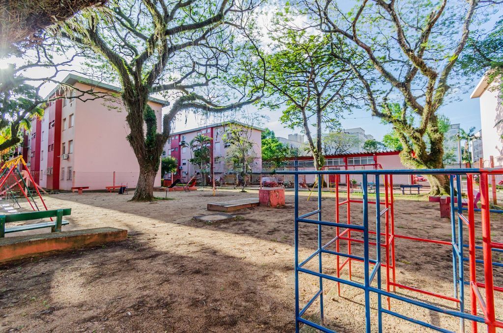 Apartamento 3 dorms à venda Rua Tenente Ary Tarrago, Jardim Itu - Porto Alegre — foto 36