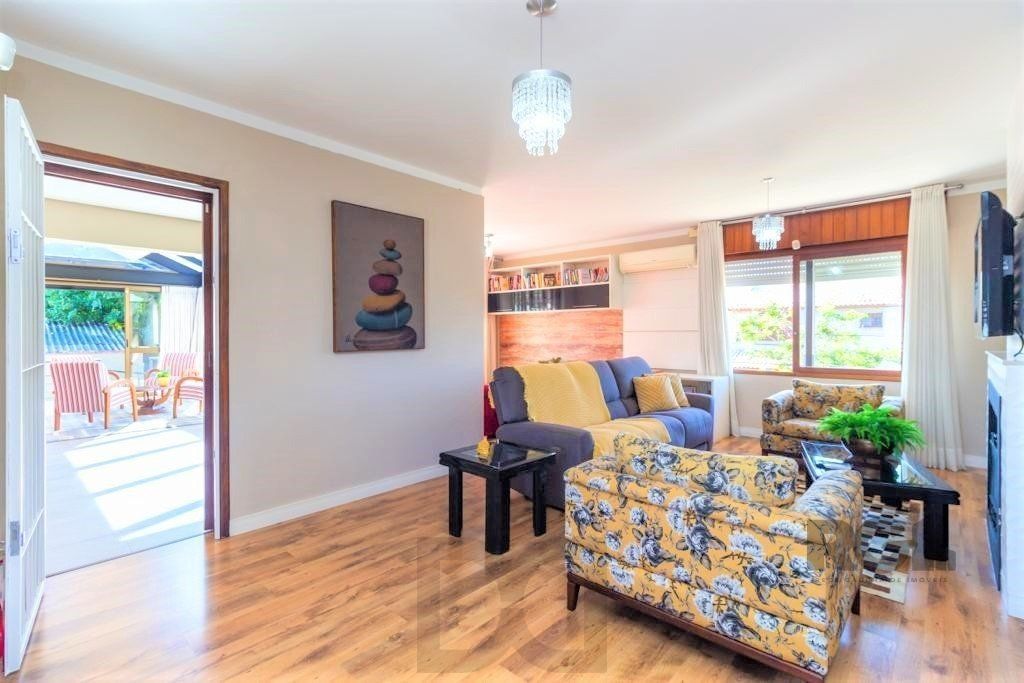 Casa de 380m², bairro Guarujá — foto 19